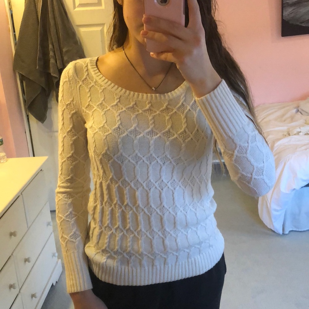 American Eagle Cream Sweater